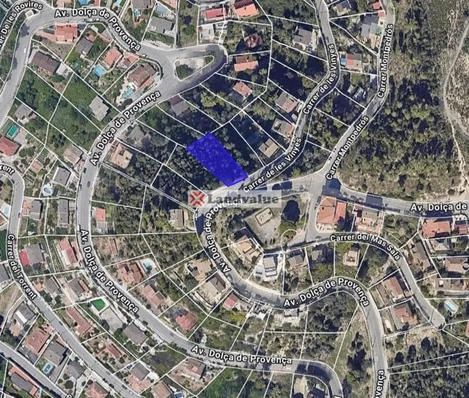 Terreno en venta en Torrelles de Llobregat, Barcelona photo 3