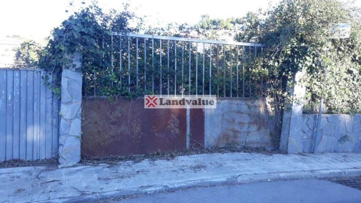Terreno en venta en Torrelles de Llobregat, Barcelona photo 5