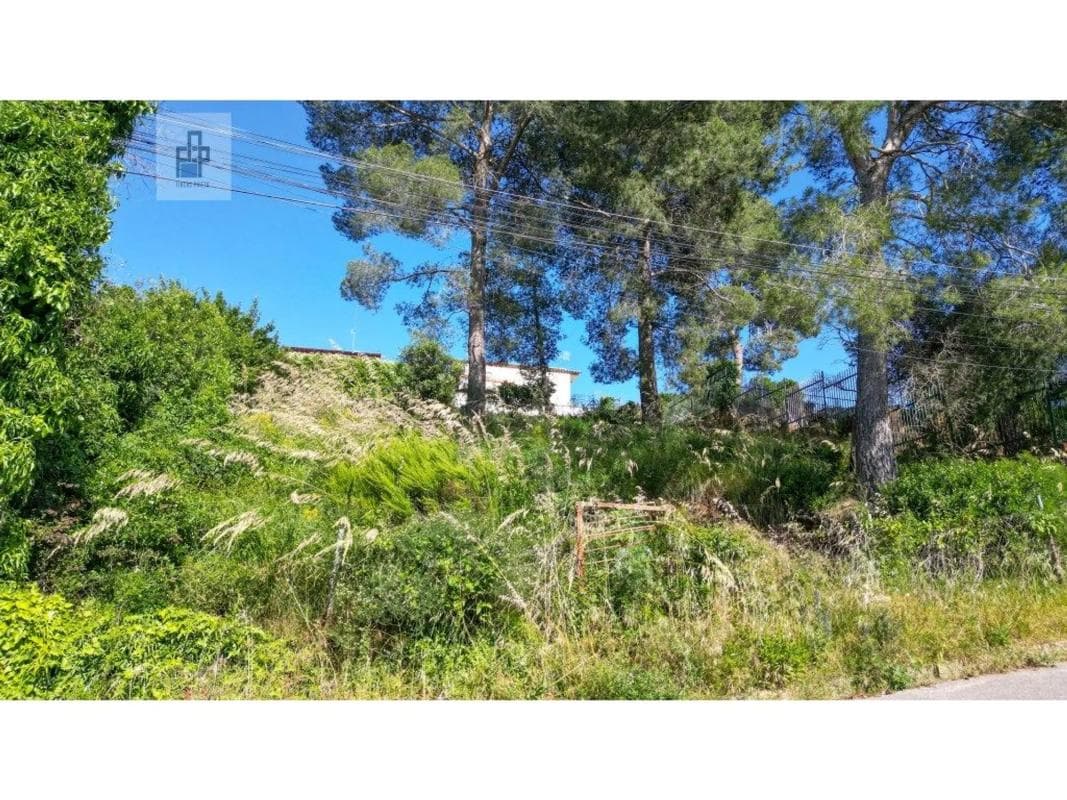 Terreno en venta en Torrelles de Llobregat, Barcelona photo 3