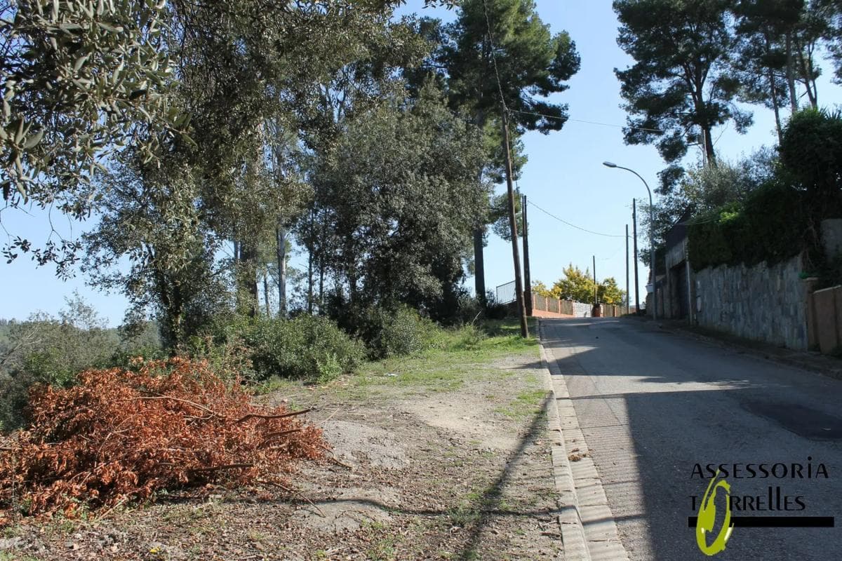 Terreno en venta en Torrelles de Llobregat, Barcelona photo 4
