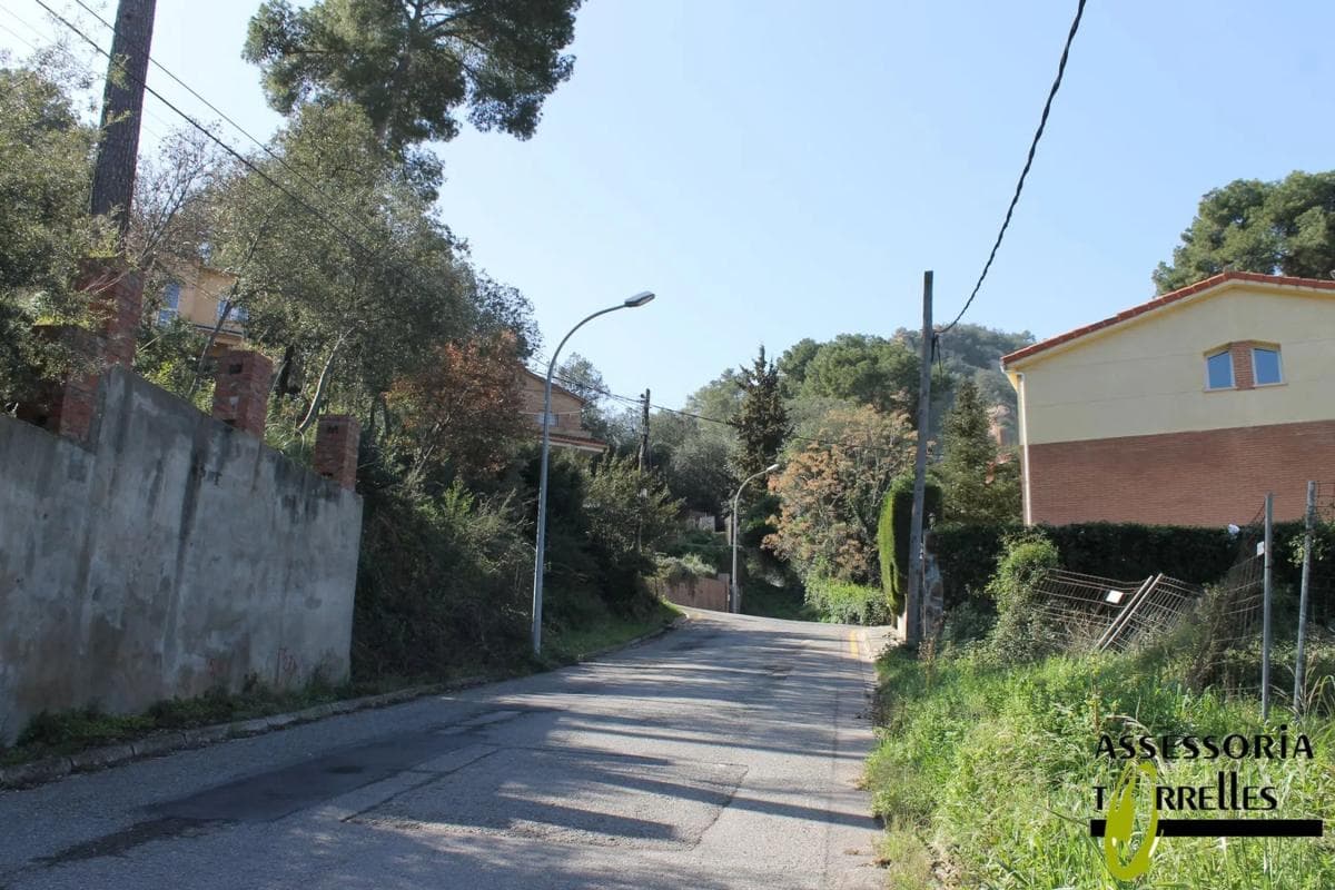Terreno en venta en Torrelles de Llobregat, Barcelona photo 5