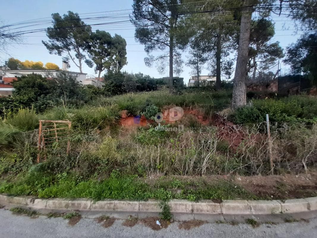 Terreno en venta en Torrelles de Llobregat, Barcelona photo 4