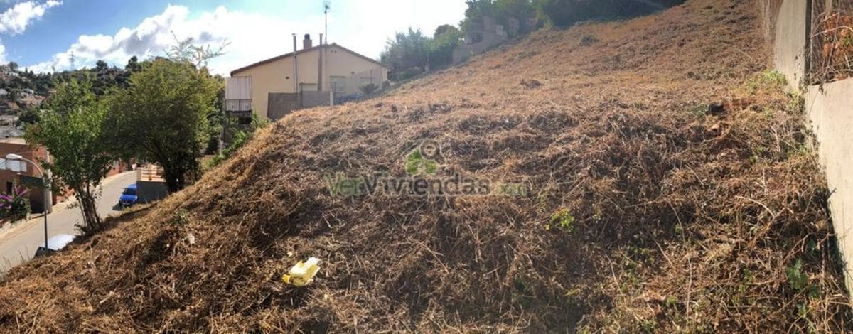 Terreno en venta en Torrelles de Llobregat, Barcelona photo 4