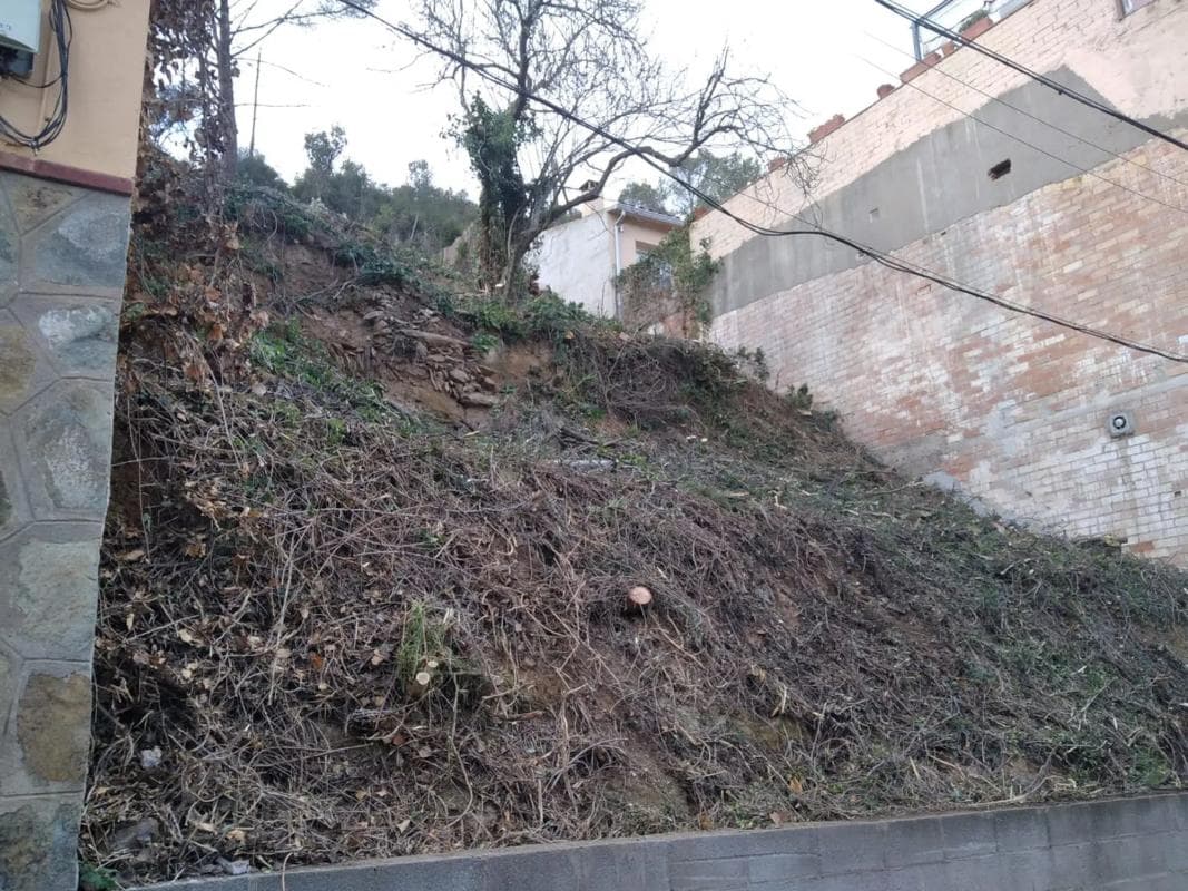 Terreno en venta en Torrelles de Llobregat, Barcelona photo 3