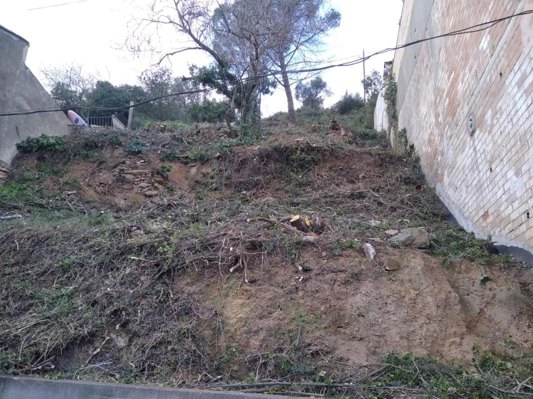 Terreno en venta en Torrelles de Llobregat, Barcelona photo 4