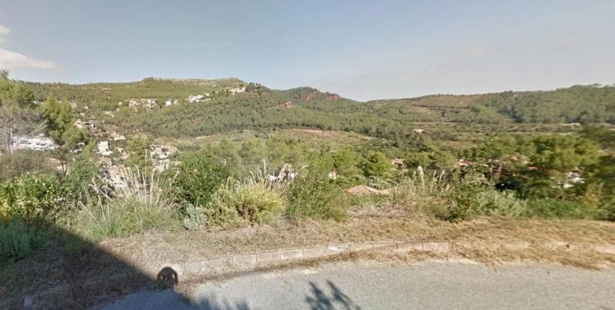 Terreno en venta en Torrelles de Llobregat, Barcelona photo 2