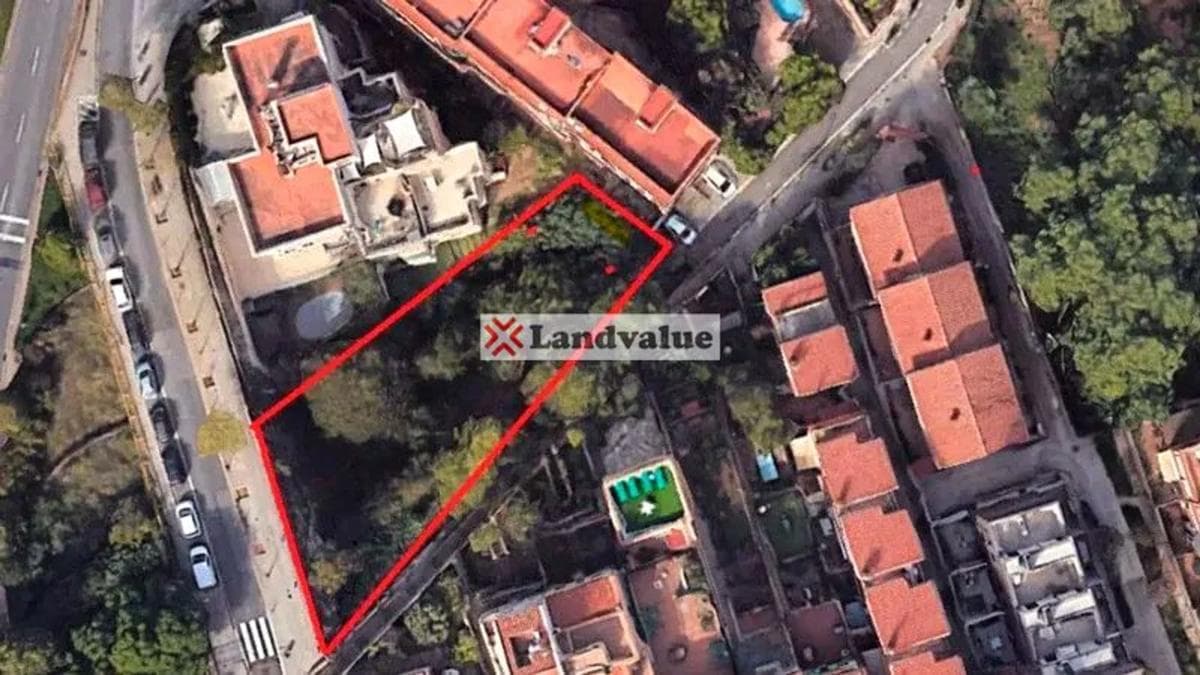 Terreno en venta en Barcelona, Barcelona photo 2