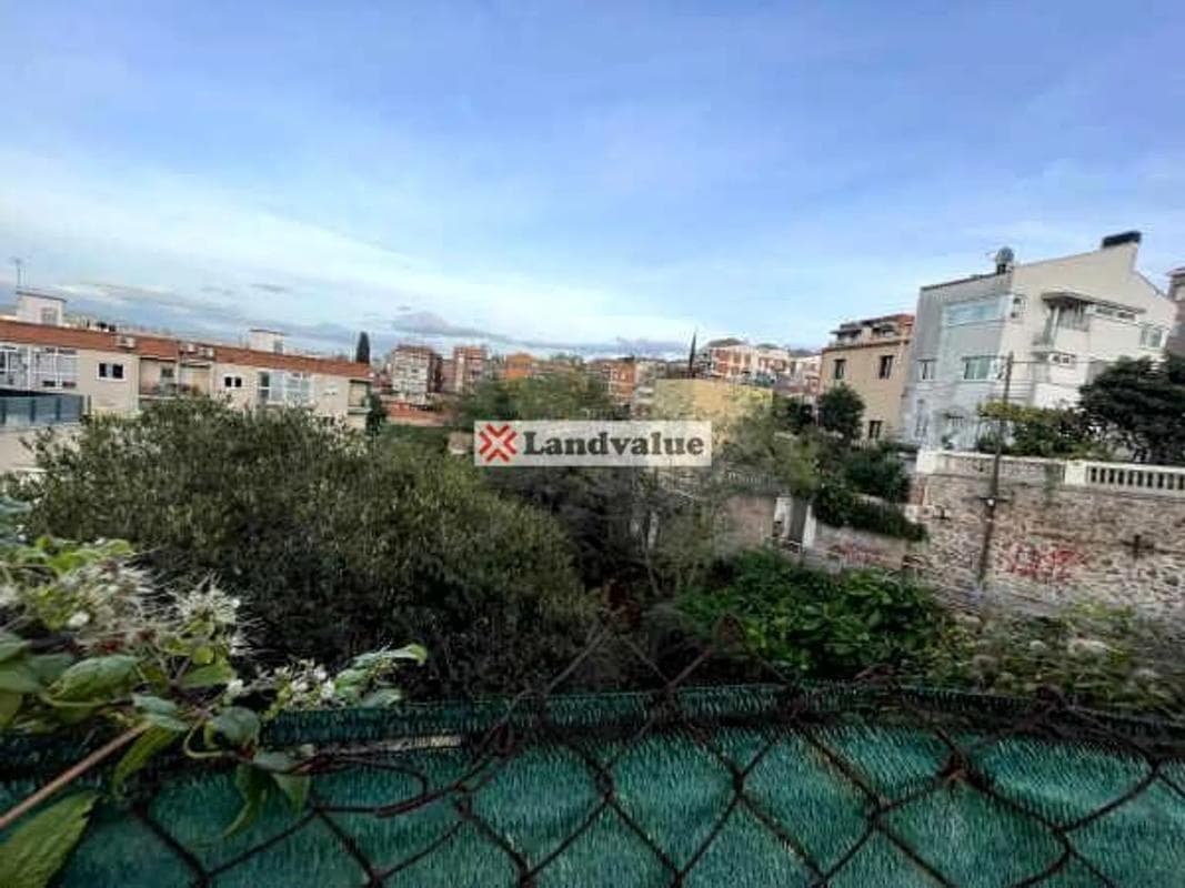 Terreno en venta en Barcelona, Barcelona photo 5
