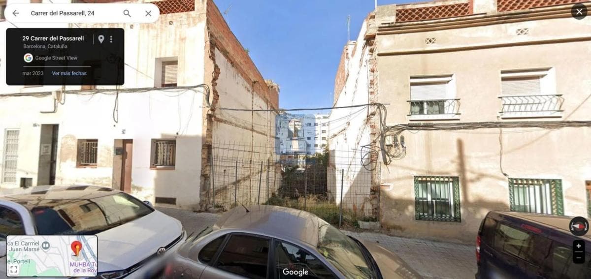 Terreno en venta en Barcelona, Barcelona photo 3