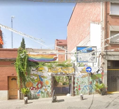 Terreno en calle de Joaquim Valls thumbnail 1