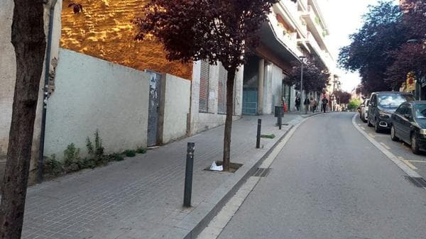 Terreno en calle del Turó de la Trinitat thumbnail 2
