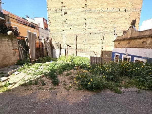 Terreno en calle d'Ausona photo 1
