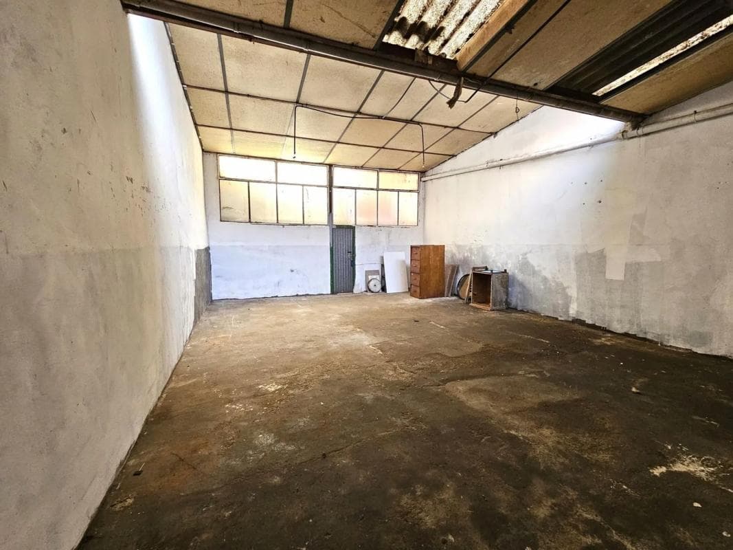 Terreno en venta en Barcelona, Barcelona photo 4