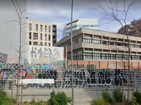 Terreno en calle de Pamplona thumbnail 2