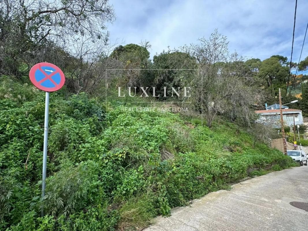 Terreno en venta en Barcelona, Barcelona photo 4