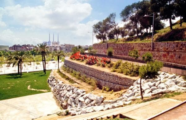 Terreno en calle de Pere Martell, 42 thumbnail 2