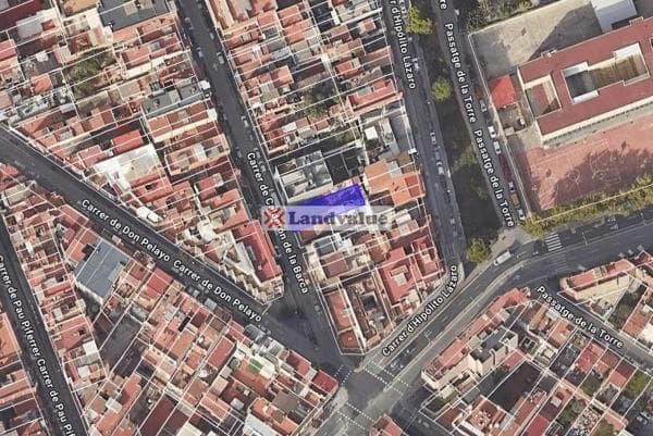 Terreno en calle de Calderón de la Barca, 12 thumbnail 2