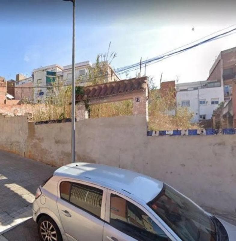 Działka na sprzedaż w Badalona, Barcelona photo 2