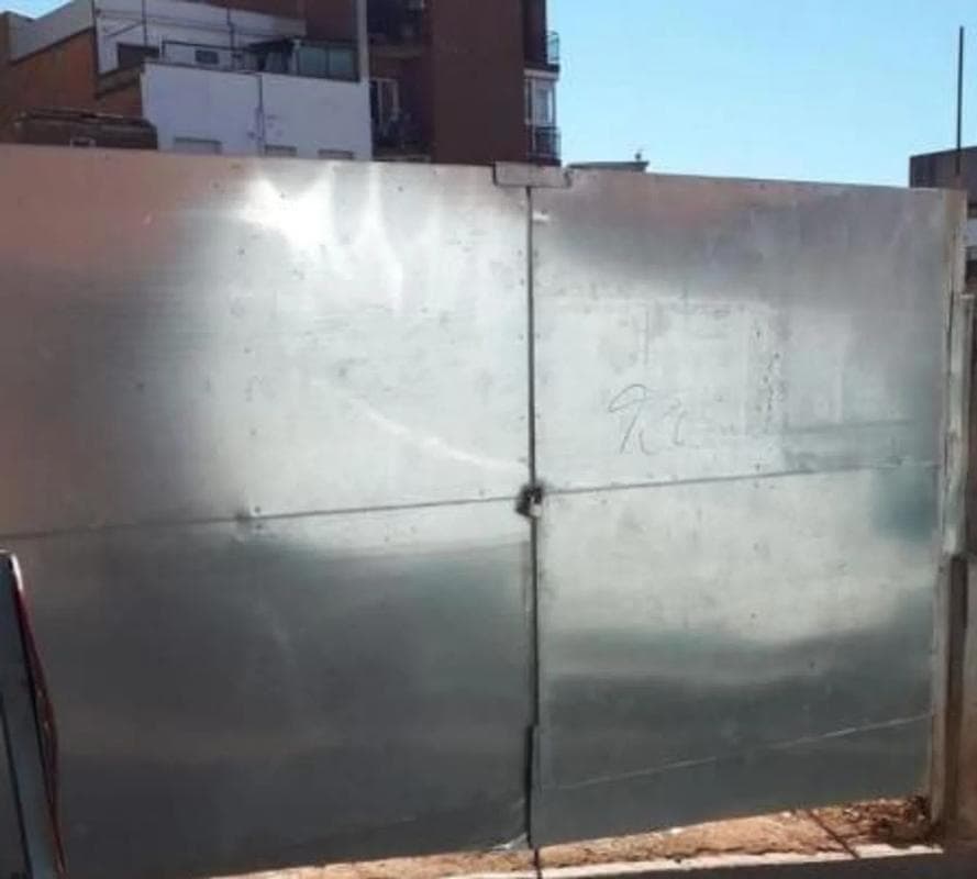 Działka na sprzedaż w Badalona, Barcelona photo 4