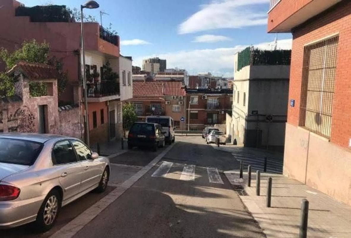 Działka na sprzedaż w Badalona, Barcelona photo 5