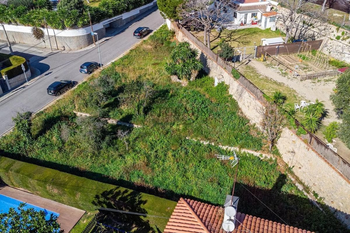 Terreno en venta en Badalona, Barcelona photo 4
