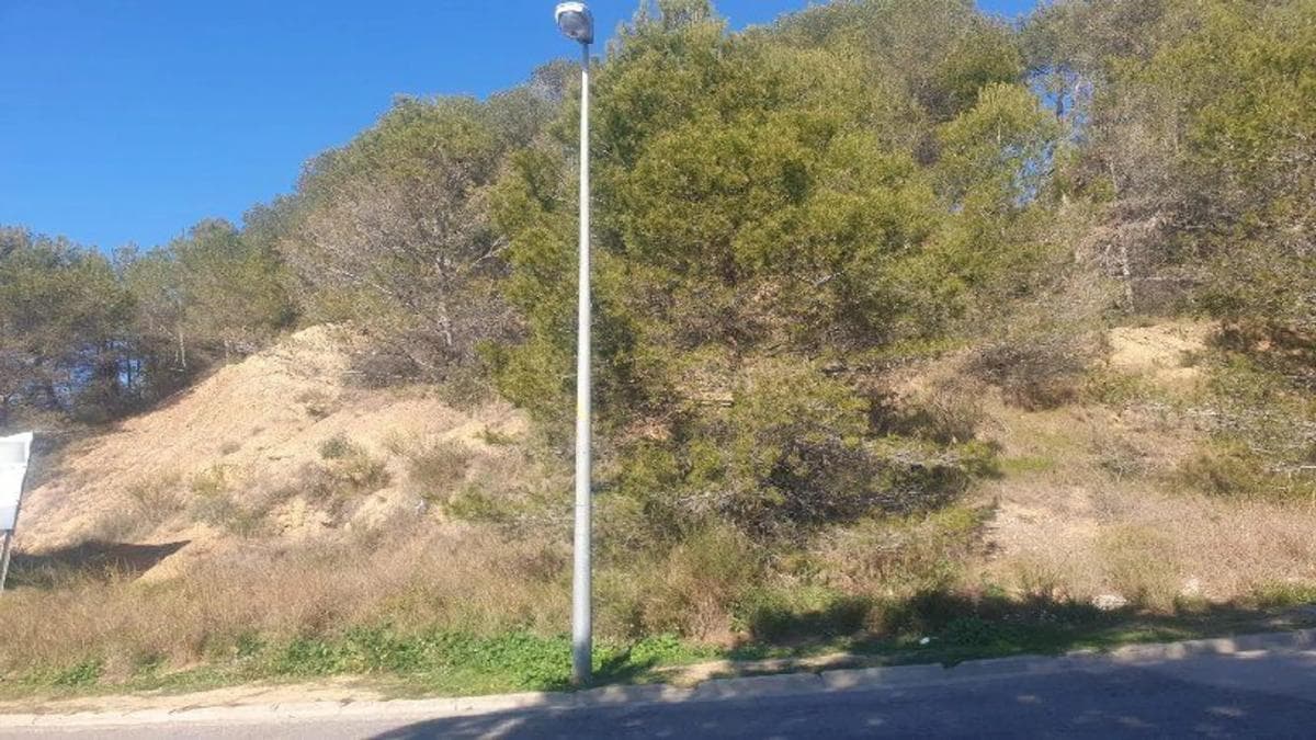 Terreno en venta en Santa Coloma de Gramenet, Barcelona photo 4