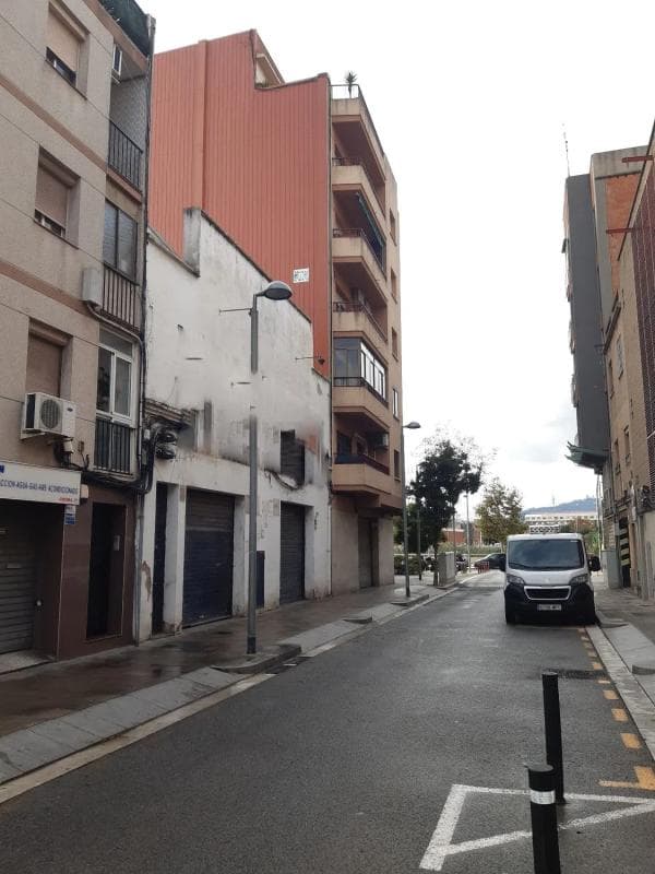 Terreno en venta en Santa Coloma de Gramenet, Barcelona photo 4