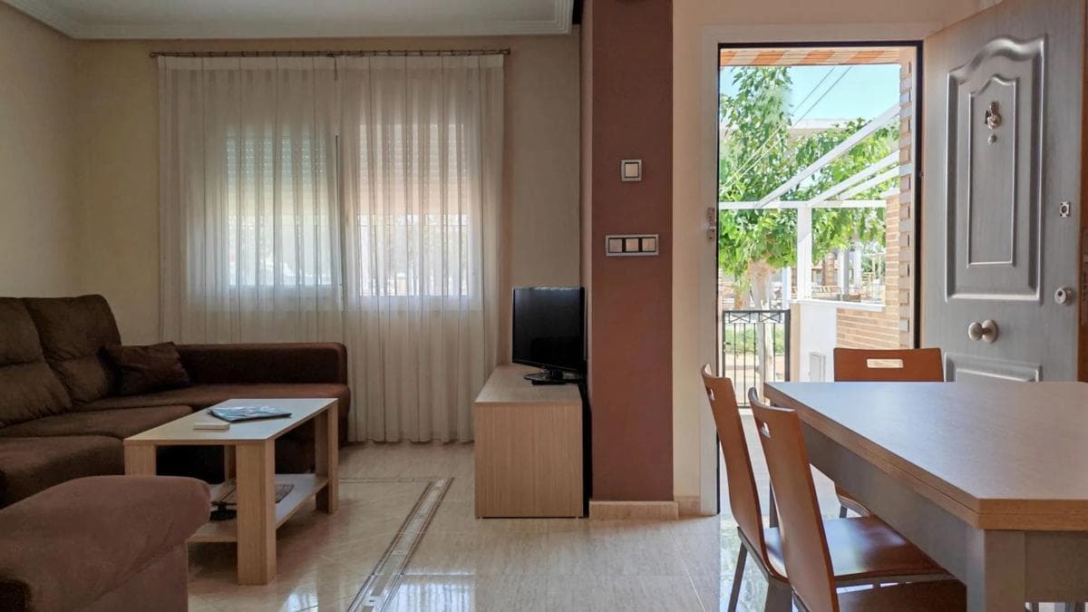 Propiedades en venta y alquiler en España photo 4