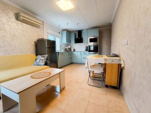 Chalet adosado en calle Parque Segre, 24 thumbnail 2
