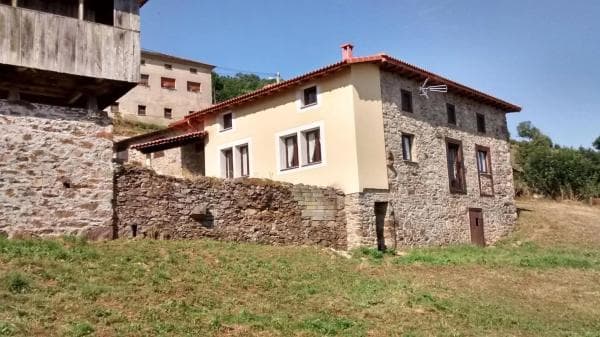 Casa de pueblo en Vía photo 4