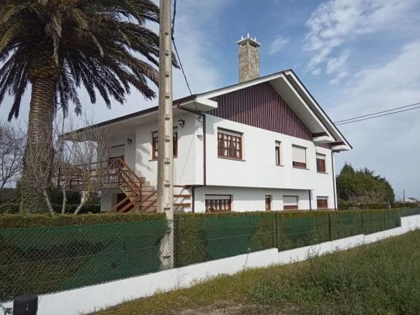 Casa independiente en Barrio Rabeiron s/n Sn thumbnail 1