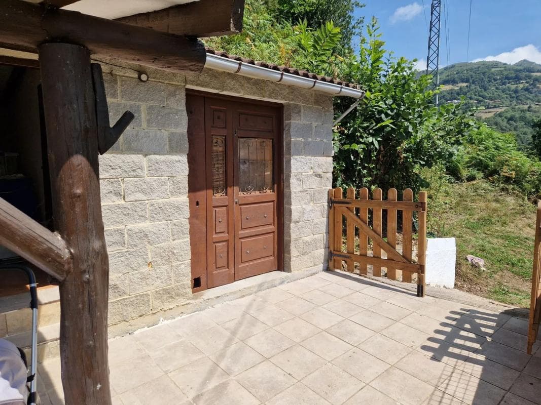 Venta de finca rústica en Las Portiellas s/n , Laviana photo 4