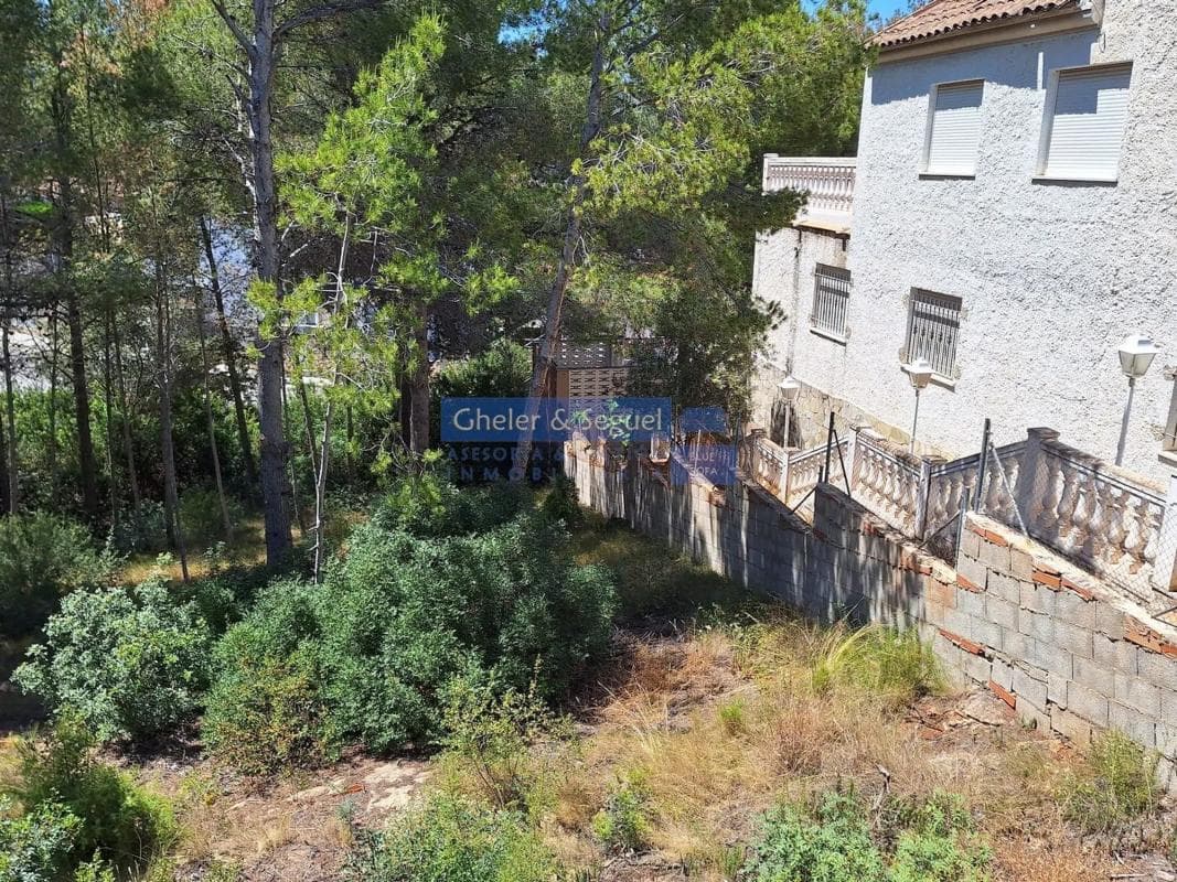Terreno en venta en Gilet, Valencia photo 2