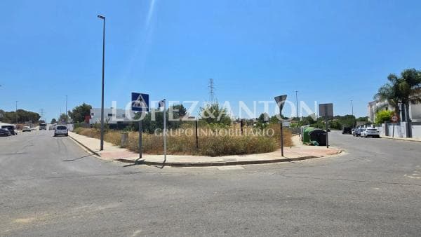 Terreno en San Antonio de Benagéber photo 1