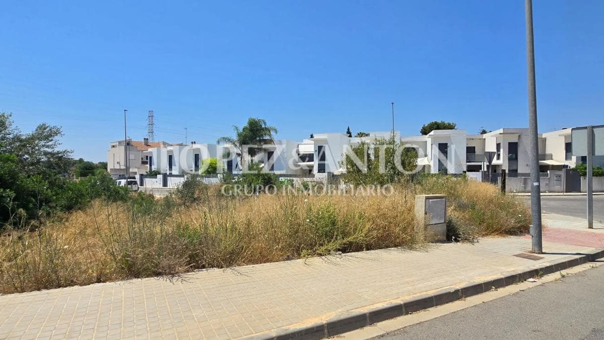 Terreno en venta en San Antonio de Benagéber, Valencia photo 2