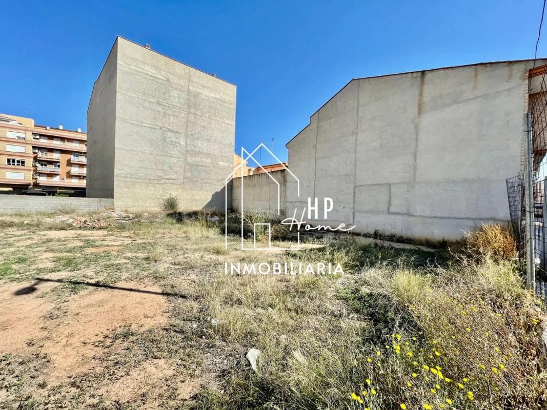 Land for sale in La Pobla de Vallbona, Valencia photo 2