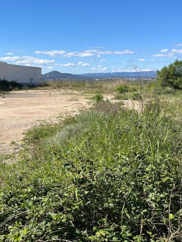 Land for sale in La Pobla de Vallbona, Valencia photo 2