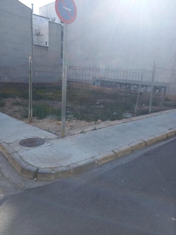 Land for sale in La Pobla de Vallbona, Valencia photo 2