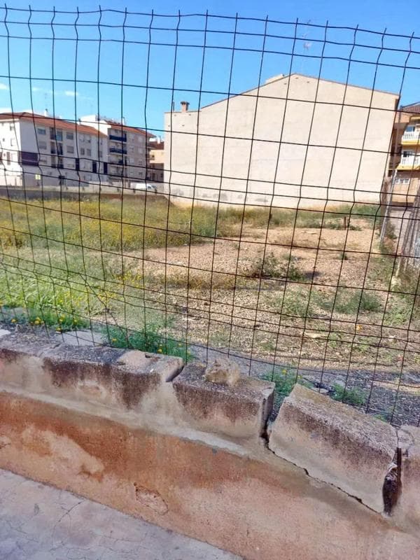 Land for sale in La Pobla de Vallbona, Valencia photo 2