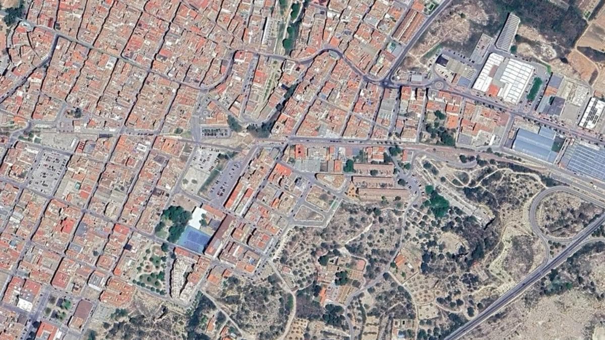 Terreno en venta en L'Eliana, Valencia photo 3