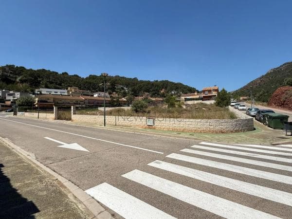 Terreno en Serra photo 1