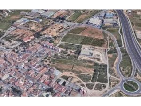Terreno en Núcleo Urbano thumbnail 1