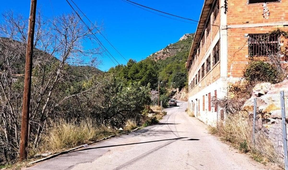 Terreno en venta en Serra, Valencia photo 3