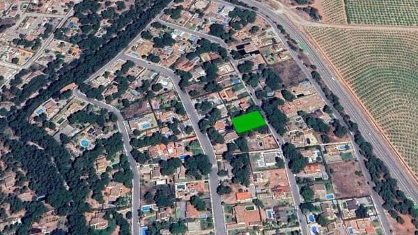 Terreno en calle Tarragona photo 3