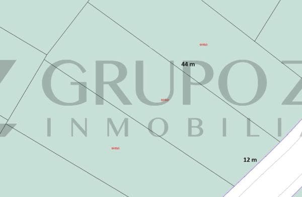 Terreno en calle Oroval thumbnail 1