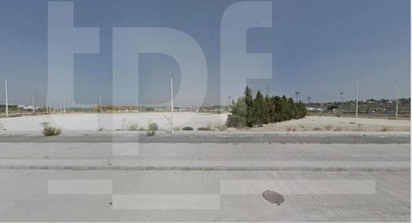 Terreno en via Sense Nom thumbnail 1