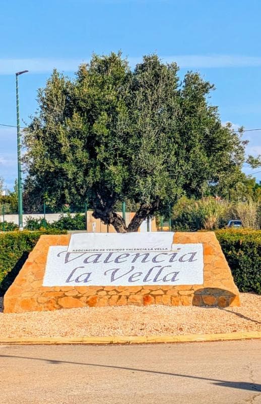 Terreno en venta en Riba-Roja de Túria, Valencia photo 2