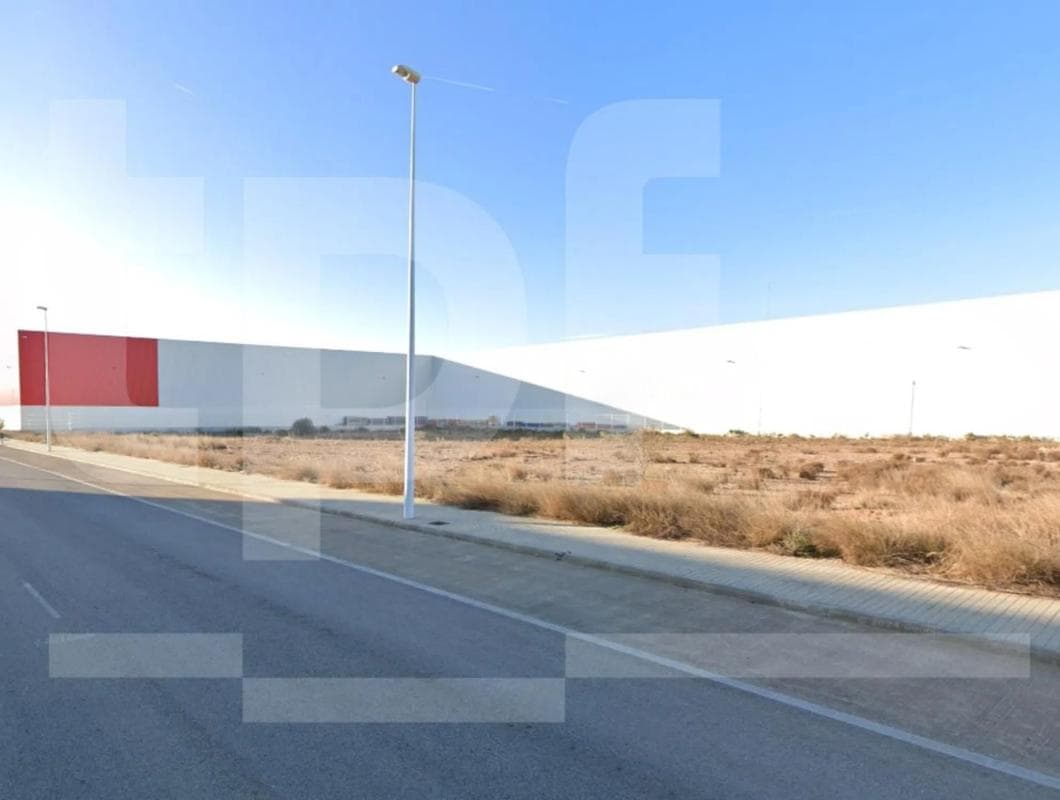 Terreno en venta en Llíria, Valencia photo 2
