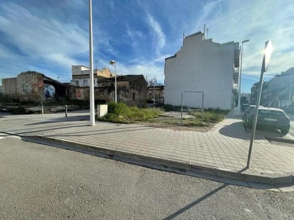 Terreno en Parque de la Bombilla-Pla de Rascanya thumbnail 1