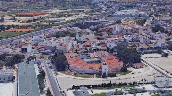 Terreno en calle Falcó thumbnail 2